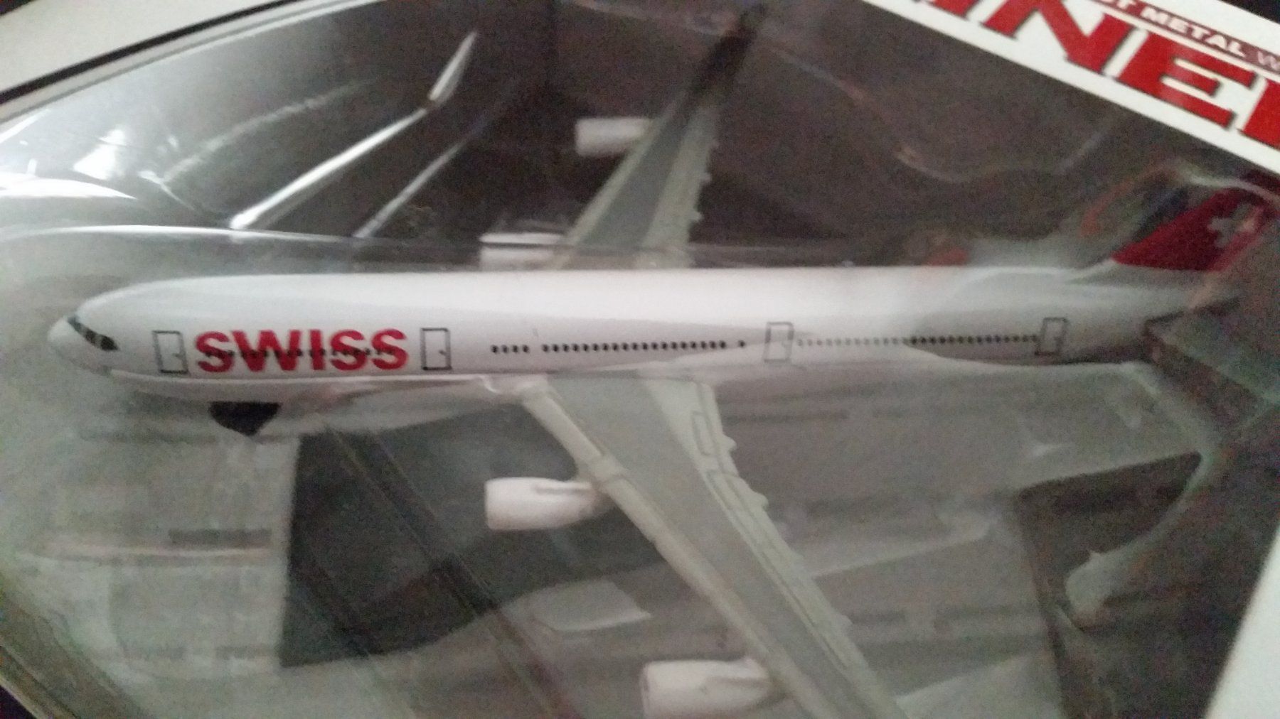 Swiss Kit di modellismo & Modellini statici: A340 Swiss – Nuovo e nell'imballaggio originale da Morges venduto da iljamuromez 2