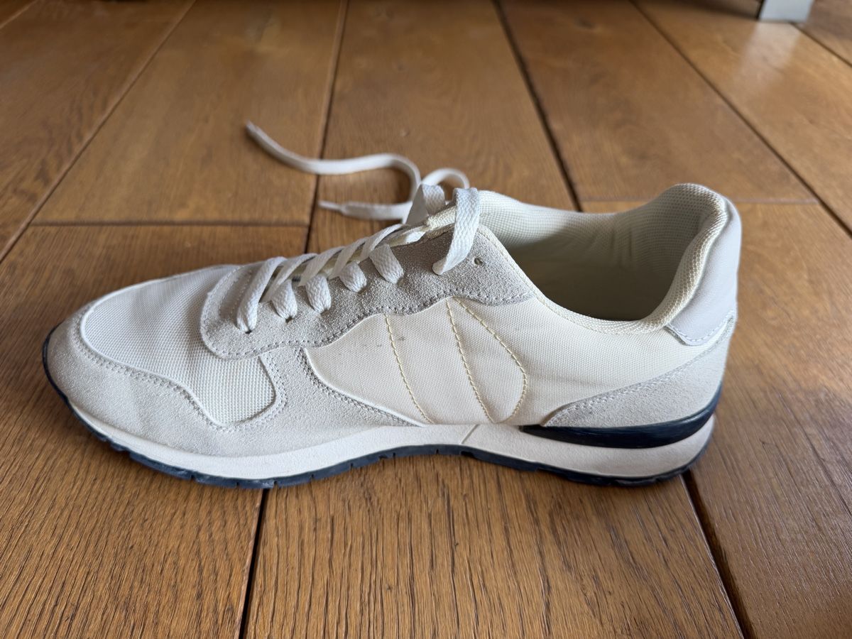 Damenschuhe: Sneaker cremefarben Gr. 41 – Neu (gemäss Beschreibung) aus Herznach von Deissw 2