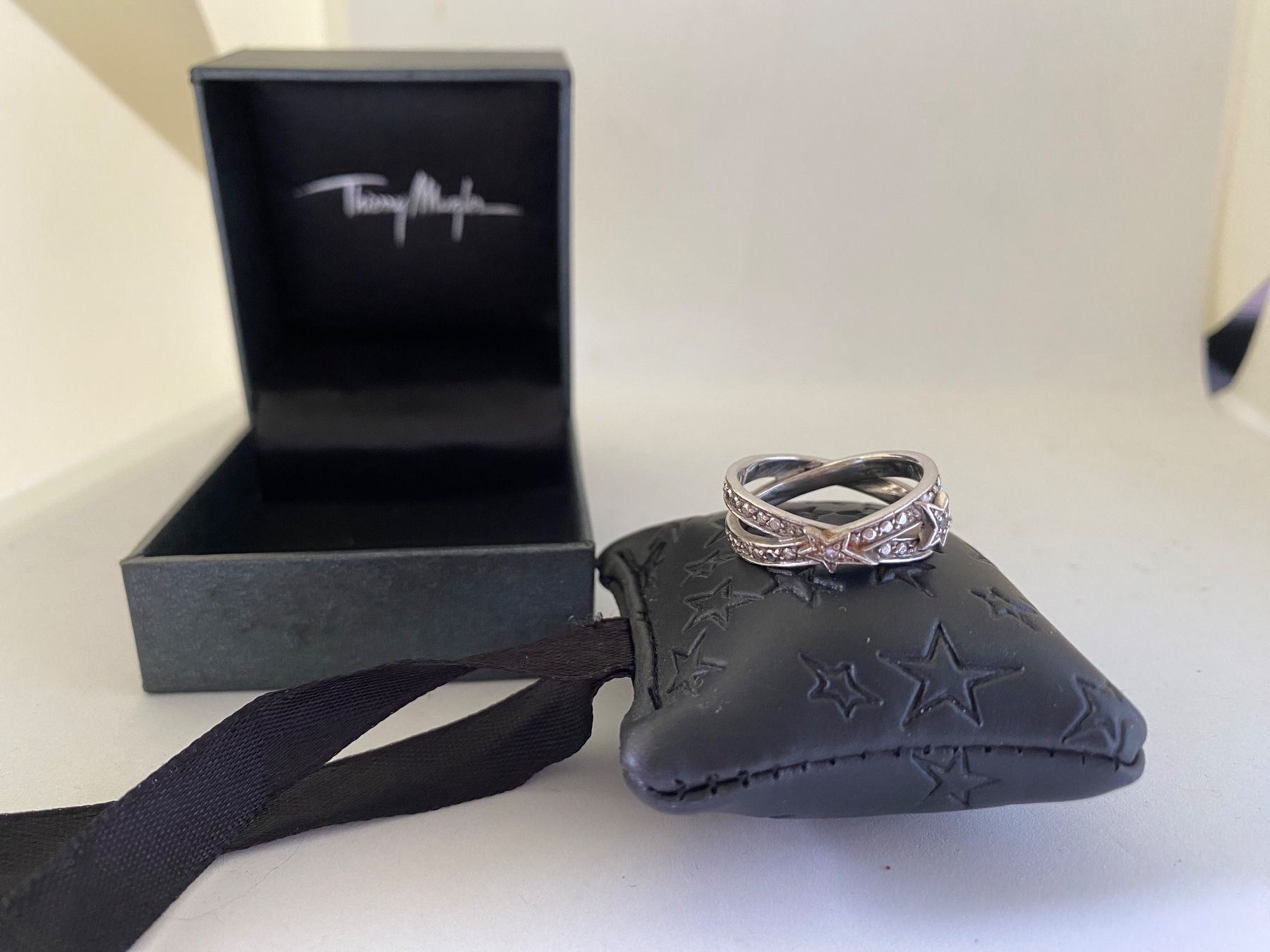 Ringe: Bague argentée Thierry Mugler – Neu und originalverpackt aus Bouveret von wes_7zll