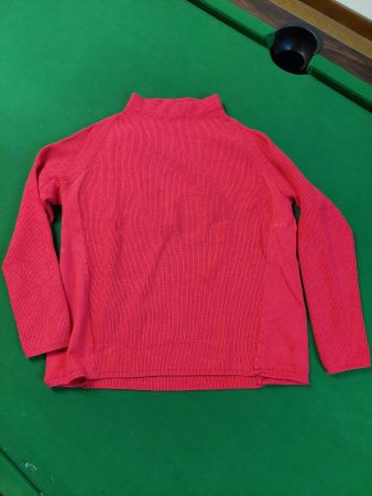 Roter Pullover Grösse M