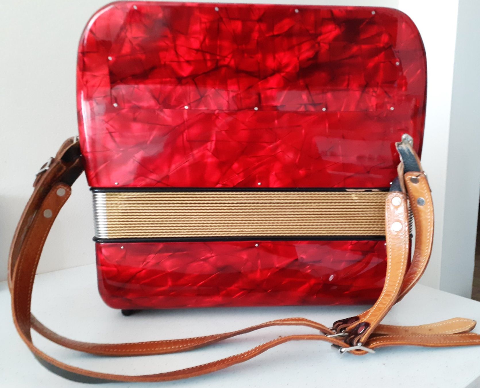 Hohner Strumenti musicali: Fisarmonica Hohner ACCORDINA II – Usato da Locarno venduto da Antonio41 1