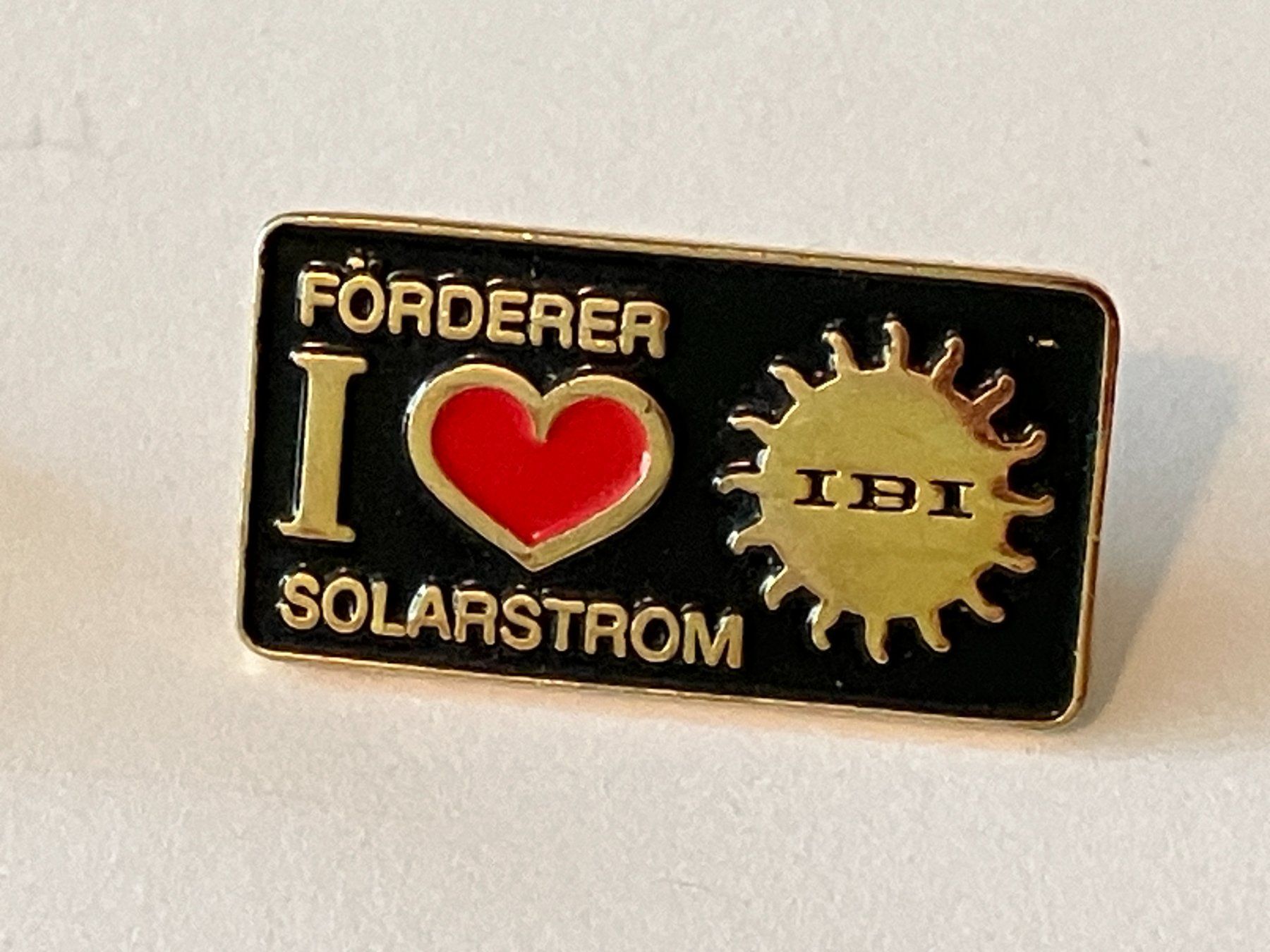 Placchette & Badge: 1 Pin Solartstrom Förderer IBI – Usato da Basel venduto da djwwpp