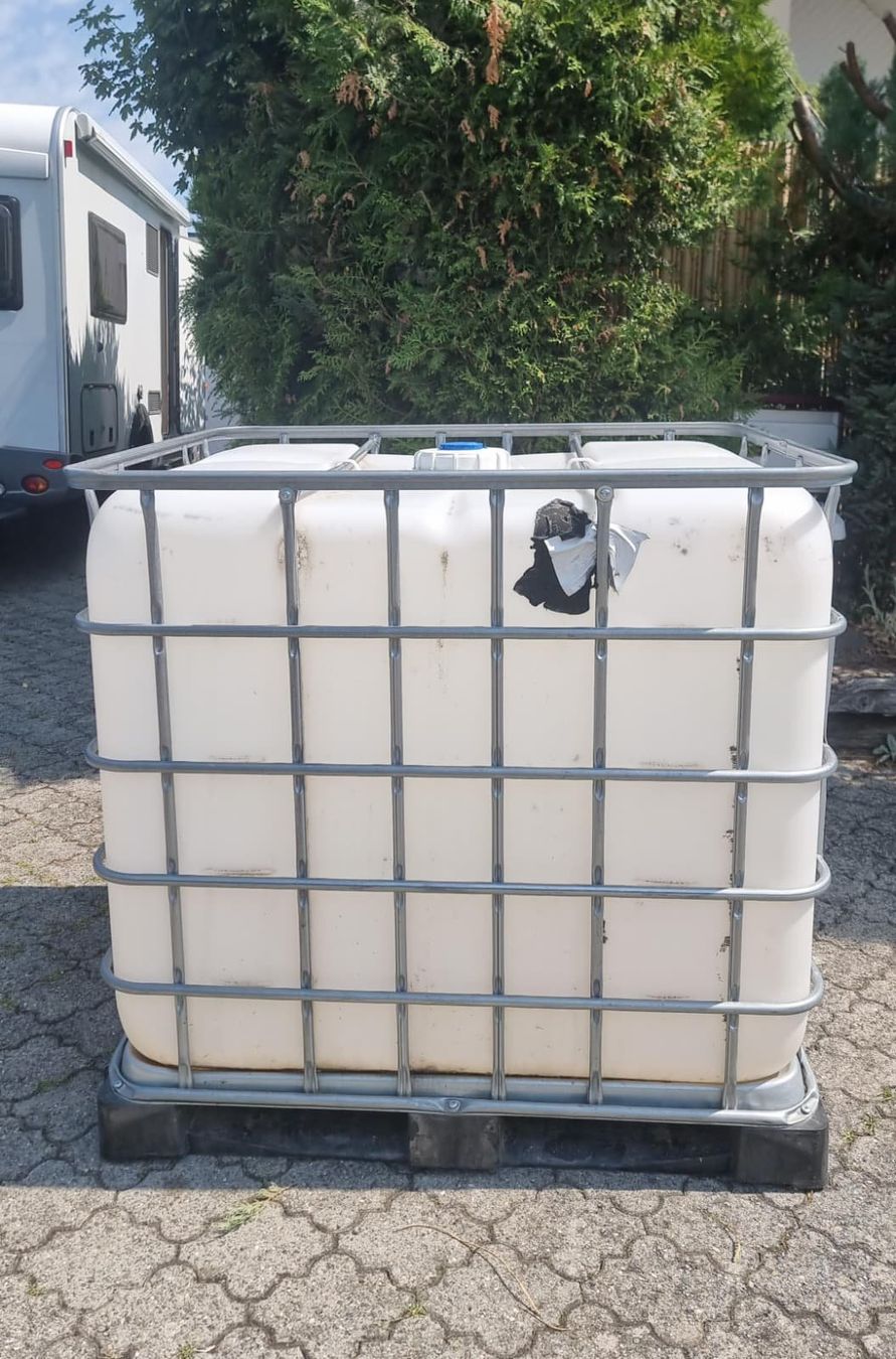 Tränken & Tröge: 3 IBC Wassertank 1000l Wasserbehälter Regenwassertank Garten – Gebraucht aus Wettingen von ray_boccia 7