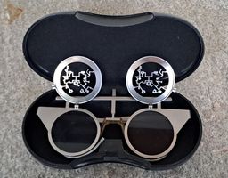 Sonnenbrille-Alexander Hi-Tek-Goth Retro&Hülle-80erVintage