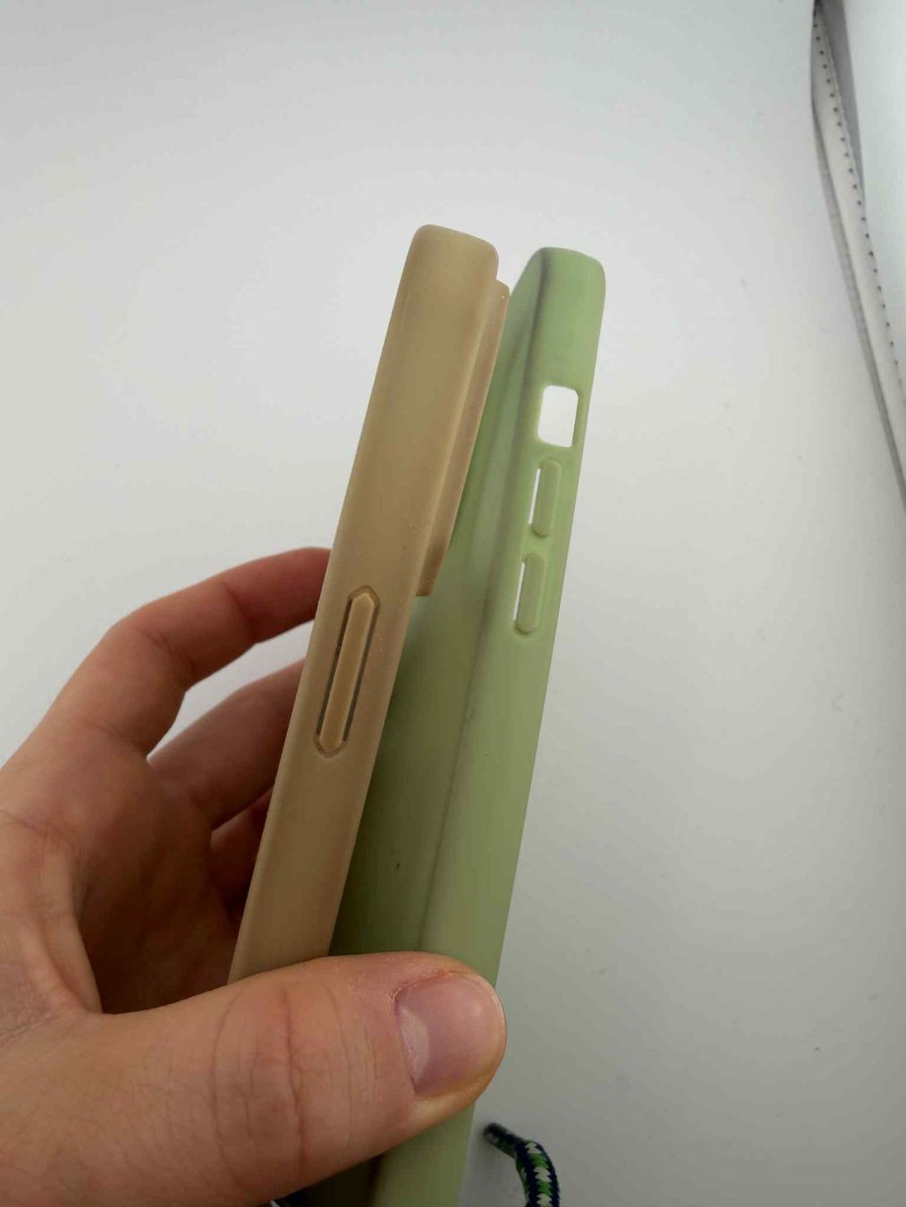 Apple Telefoni cellulari / Smartphones: iPhone 11Hülle Set ✅ – Usato da Riehen venduto da edu_92w7 2