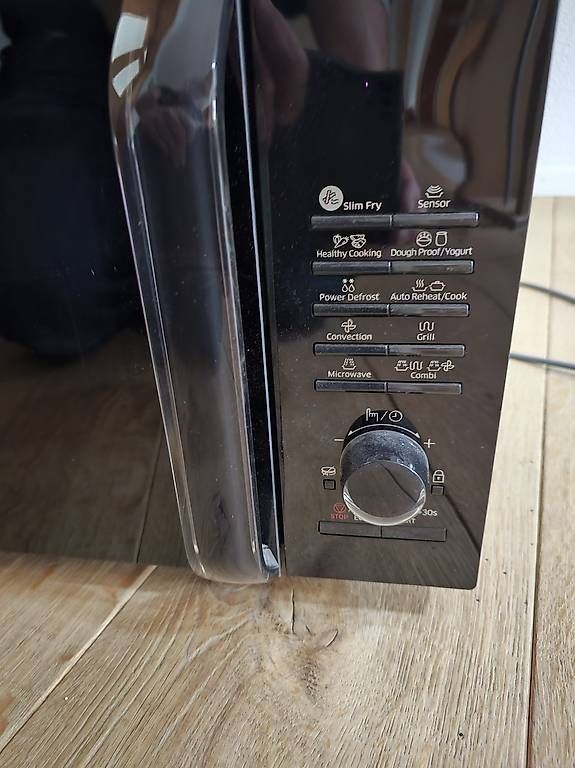 Elettrodomestici da cucina: Samsung Mikrowelle – Usato da Spreitenbach venduto da Lexus558 1