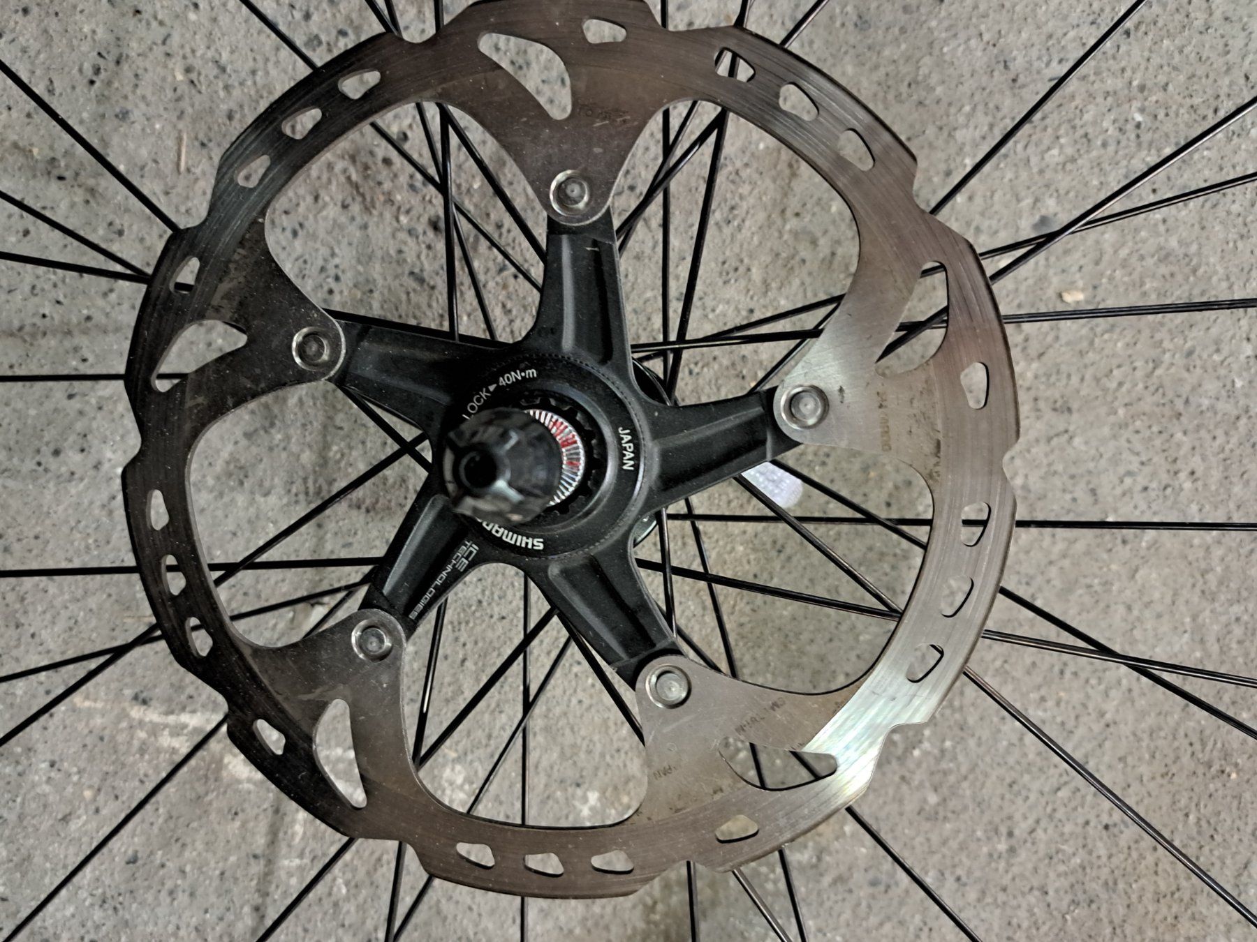 Shimano Ersatzteile: V. Rad 28" Shimano XT mit Disc 49.- – Neu (gemäss Beschreibung) aus Emmenbrücke von bikesandmore75 1
