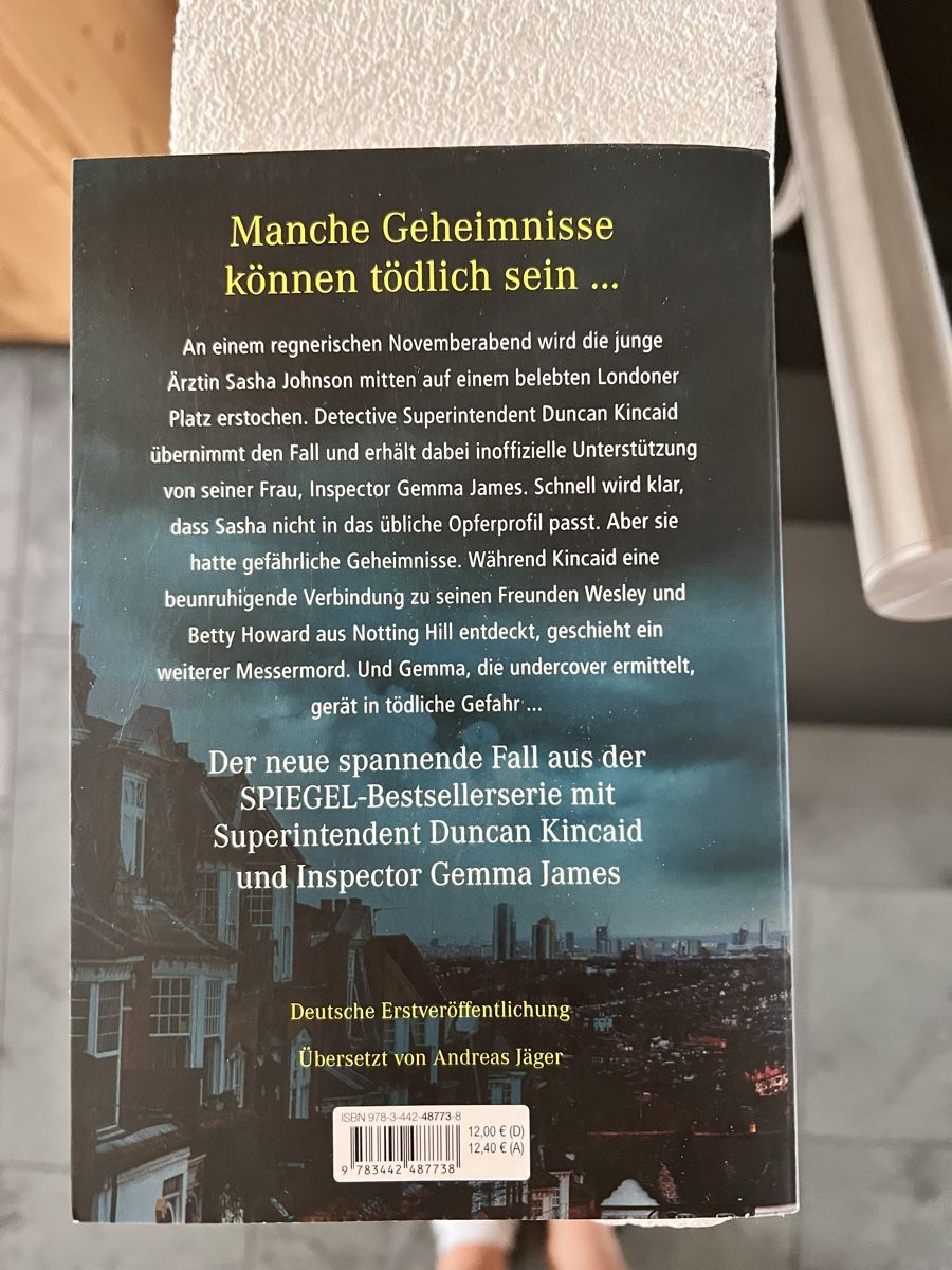 Libri: Deborah Crombie: Der Unschuldigen Blut – Usato da Scuol venduto da l_xdm2 1