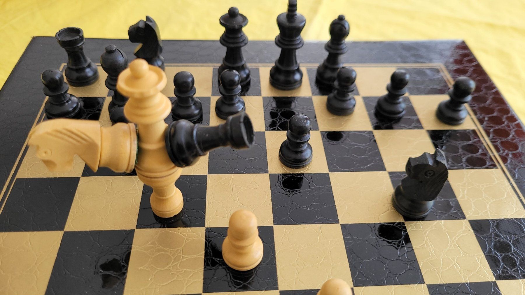Giochi: LUX - MAGNETISCH KUNSTLEDER KOMPLETTE - NEU !! – Usato da Chur venduto da Artona0903 1