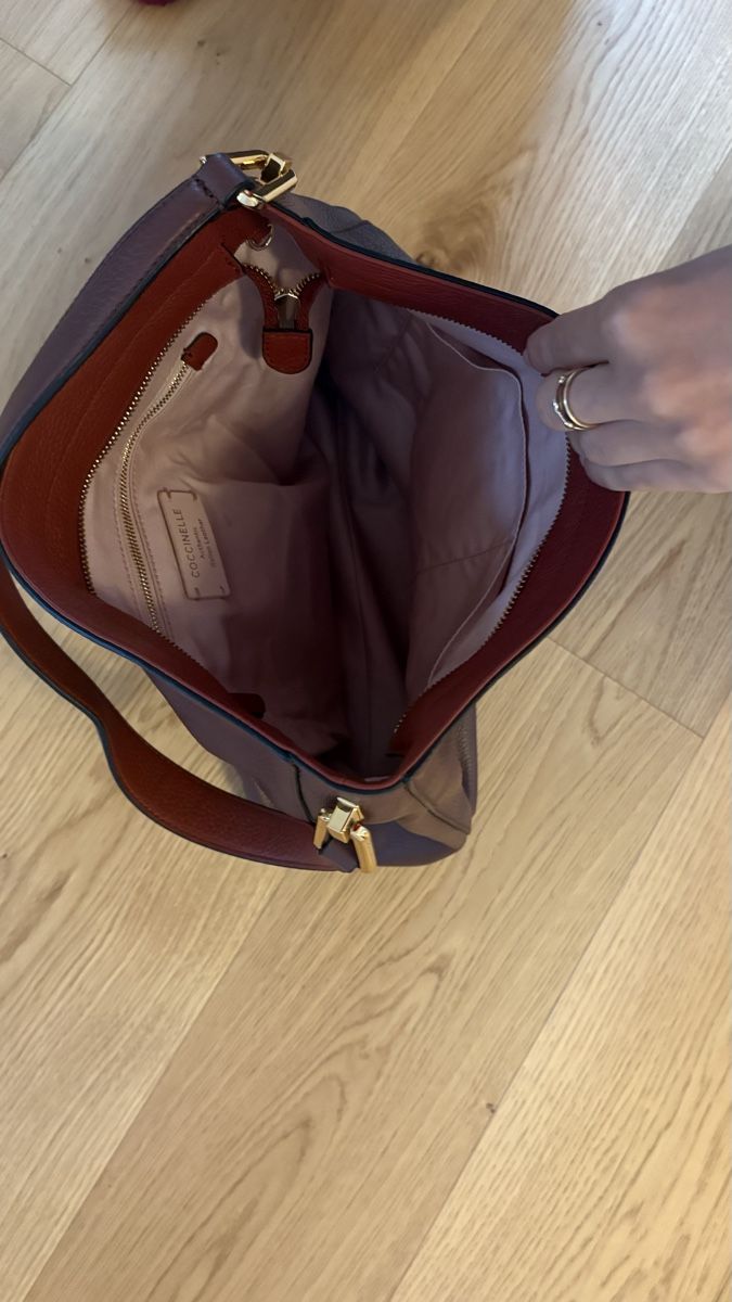 Coccinelle Borse da donna: Coccinelle Tasche – Usato da Winterthur venduto da laralara123 1