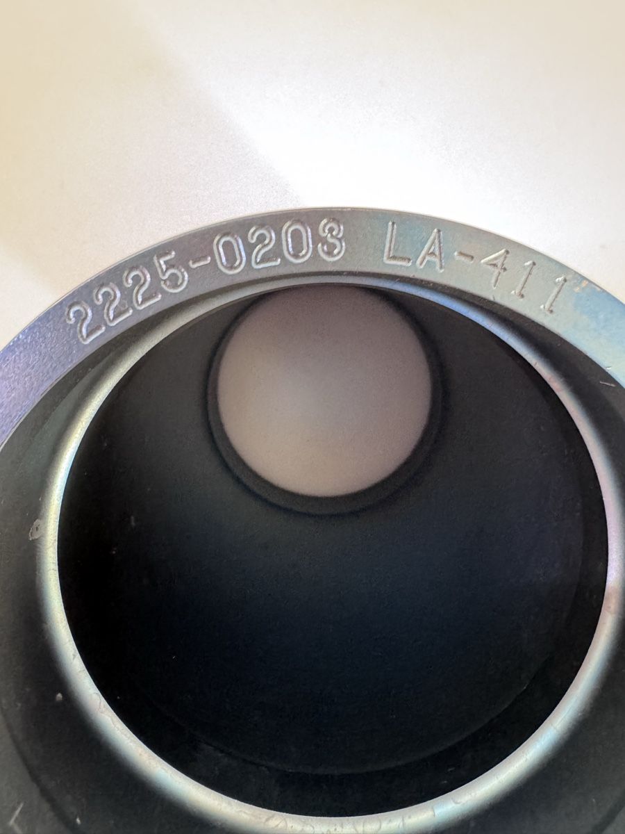 Vasi & Recipienti: Titanium E190 Axle Sleve Vase Embraer Flugzeugteil Aviatik – Usato da Luzern venduto da dannaddannad 1