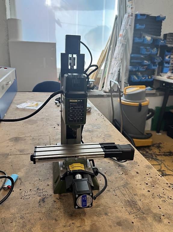 Proxxon Tutte le macchine: Fresatrice Proxxon MF70 cnc con software – Usato da Bellinzona venduto da fat_r68s