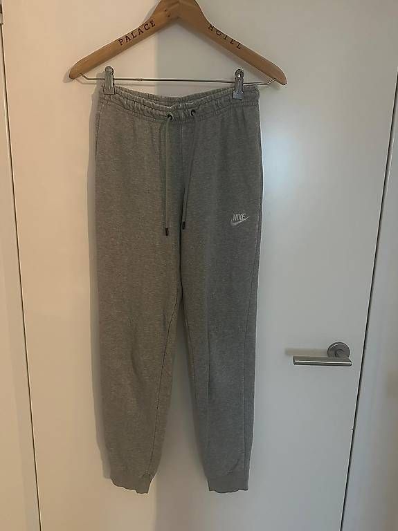 Hosen: Trainerhose - S – Gebraucht aus Wauwil von est_r5td