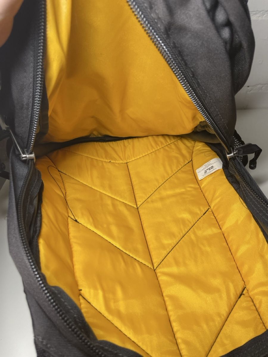 Jack Wolfskin Sacs à dos: Rucksack Jack Wolfskin Berkeley schwarz – D'occasion à Unterkulm par AnoliOccasion 2