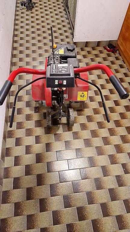 Tutte le macchine: Motoculteur MTD comme neuf – Usato da Martigny venduto da Grndz 2