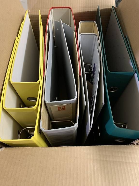 Ordner: Diverse neuwertige Büroordner – Gebraucht aus Schötz von amore14