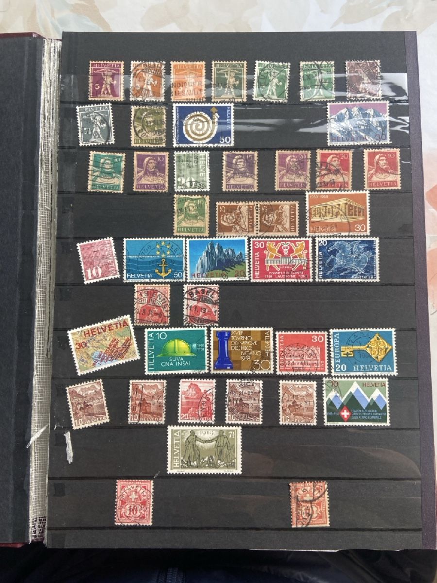 Tutti i francobolli: Lot de timbres suisses - album – Usato da Collex venduto da RCXGJ