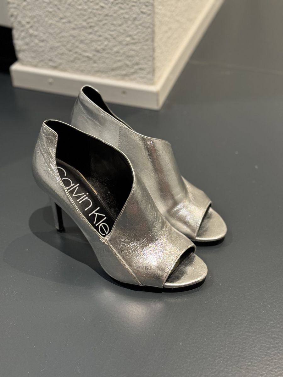 Calvin Klein Damenschuhe: Shoes – Gebraucht aus Zürich von danamihaela12