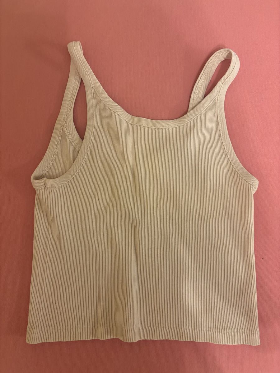 Brandy Melville Tops: Brandy Melville Tops – Neu (gemäss Beschreibung) aus Andelfingen von Good_Quality 2
