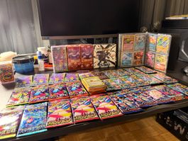 Pokémon Sealed Sammlung 4 Displays, 34 Booster, Ordner etc