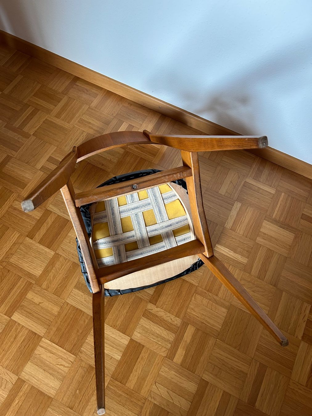 Sedie: Teakholz Vintage Designer Stuhl – Usato da Winterberg ZH venduto da vanilleinspiration 2