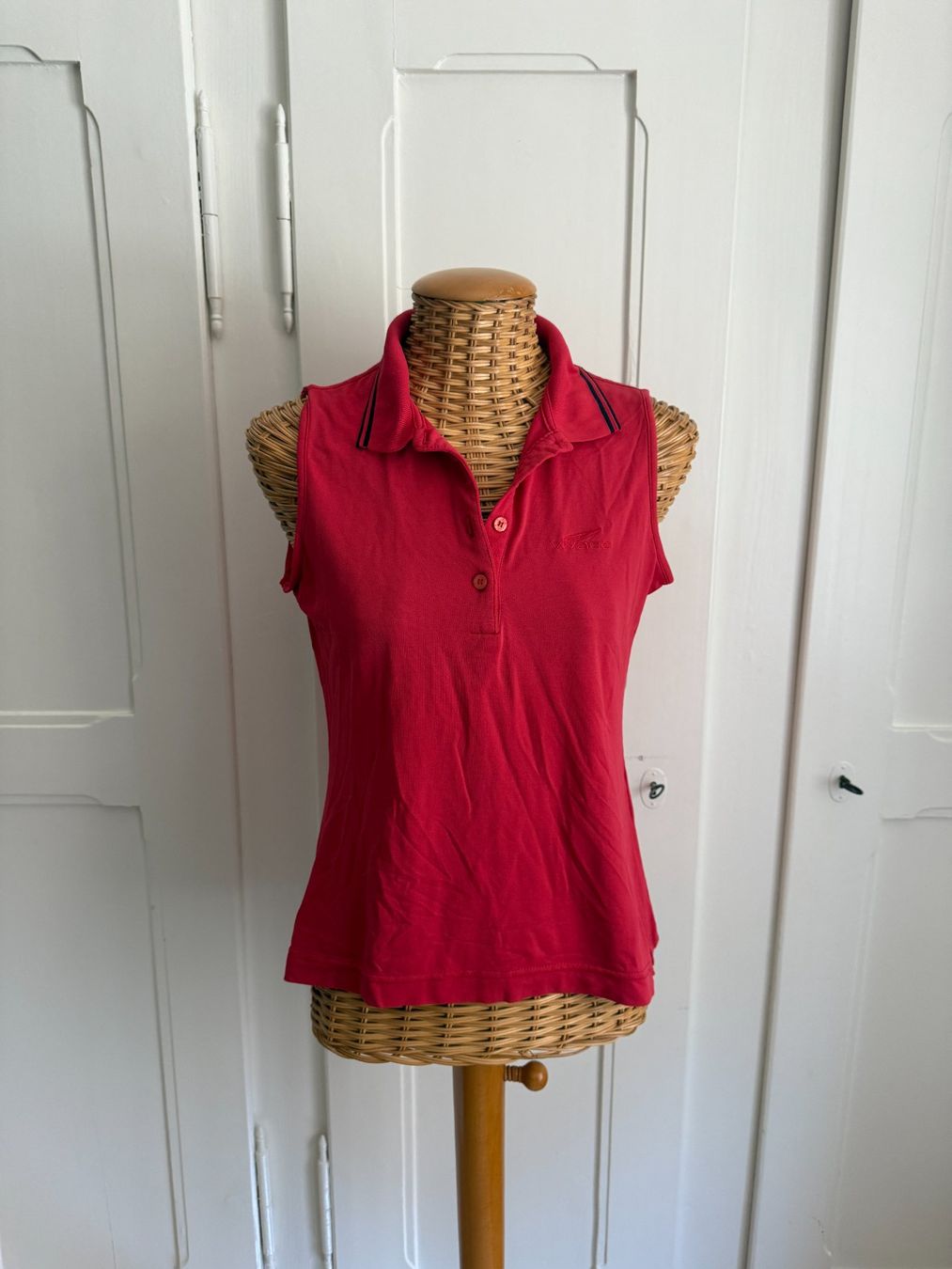 Tops: VIVACE - Golf Polo Top rot 36 – D'occasion à Zürich par Diazaio