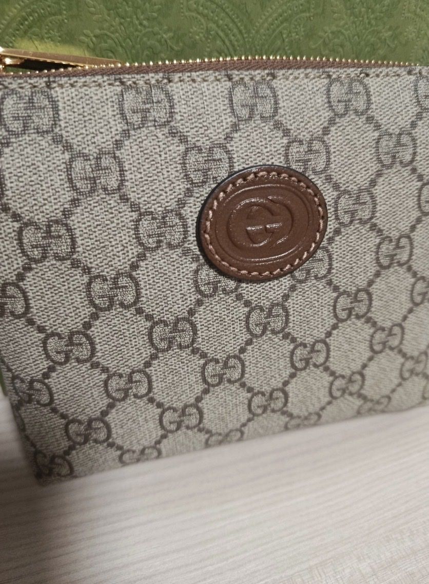 Gucci Taschen: Gucci Crossbody Bag, Small, Timeless Style, Pristine! – Neu (gemäss Beschreibung) aus Chardonne von sto_m6mx 7
