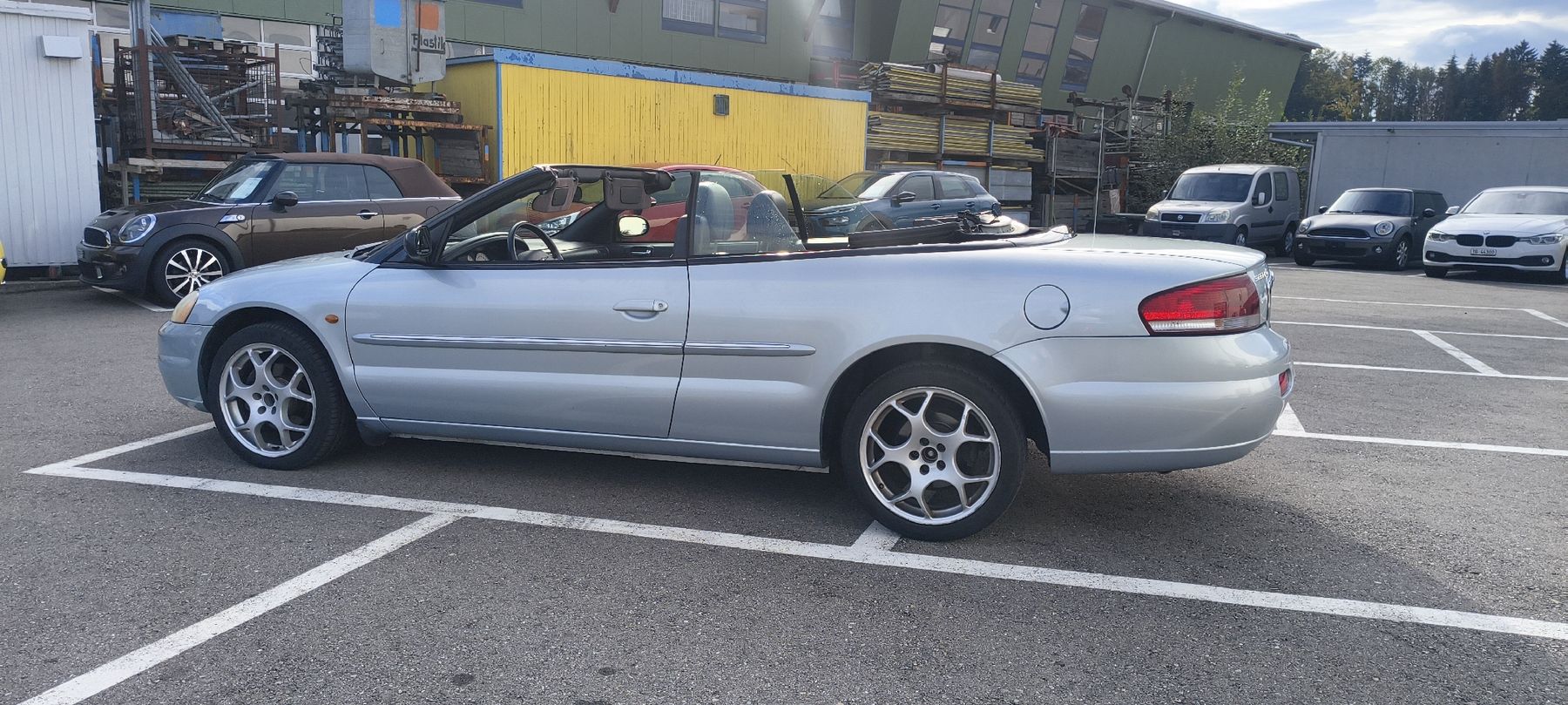 Chrysler Autos: Chrysler Sebring Cabriolet 2.7 – D'occasion à Lömmenschwil par bmwfanatix 4