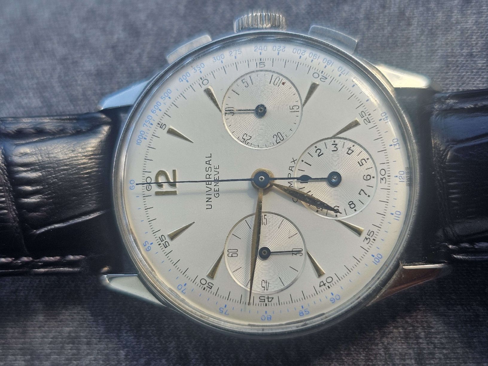 Universal Genève Orologi: Wunderschöne Universal Geneve Compax Chronograph  – Usato da Uitikon-Waldegg venduto da pkieni3 2