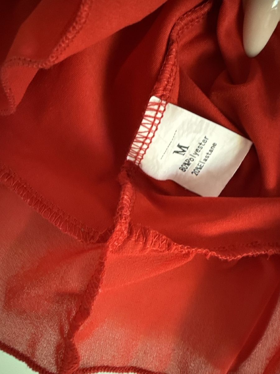 Robes: Kleid – Neuf (Voir description) à Kriens par g_b_mk7j 6