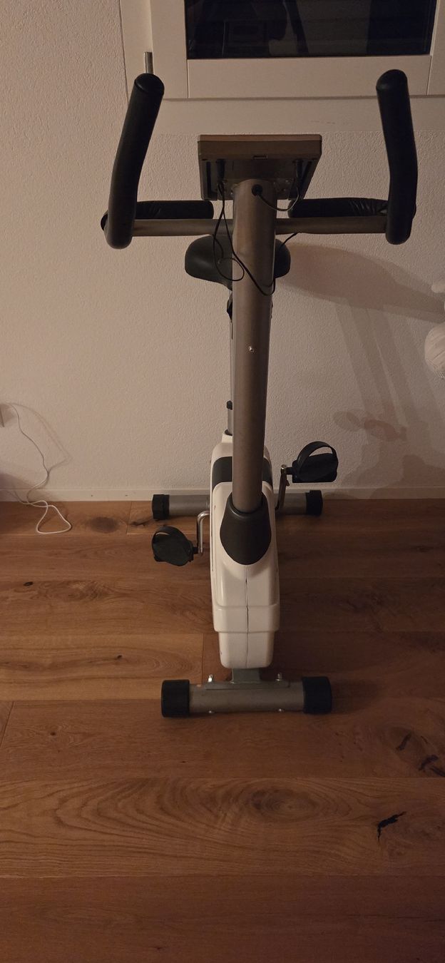 Hometrainer: Fitnessvelo – Gebraucht aus Arni BE von Jolanda2000