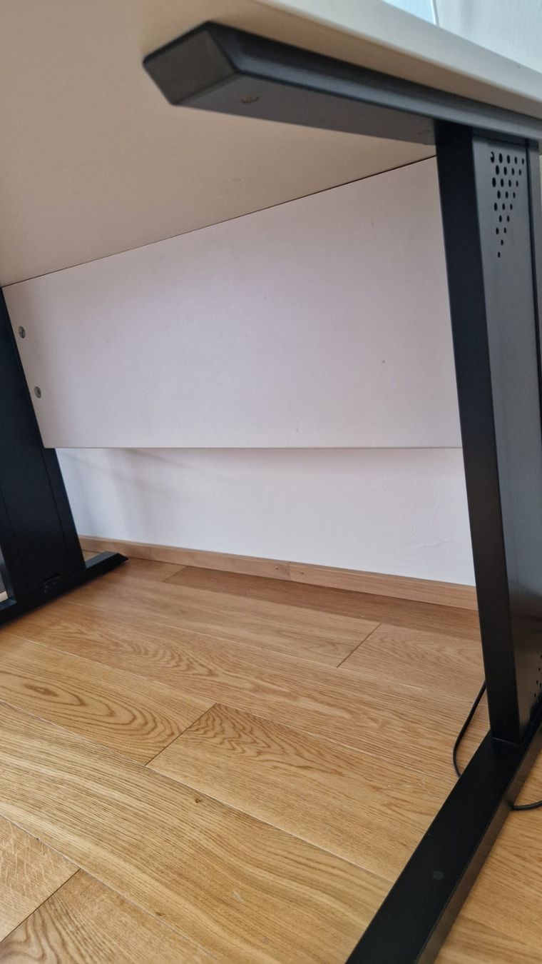 Bureaux: Schreibtisch – D'occasion à Schaffhausen par Ninapharma 1