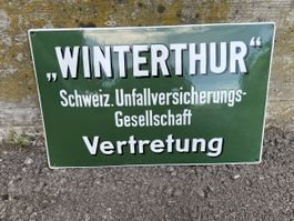 Winterthur Schweiz Versicherungen Unfall axa Schild