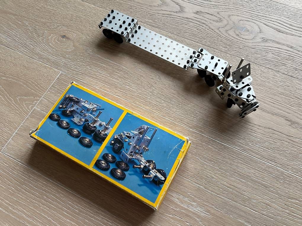 Stokys Kit di costruzioni: STOKYS Truck mit Aufleger – Usato da Oberägeri venduto da guggur 1