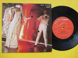 Lene Lovich – Angels