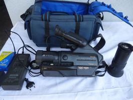 VHS Filmkamera mit div. Zubehör inkl. Tasche