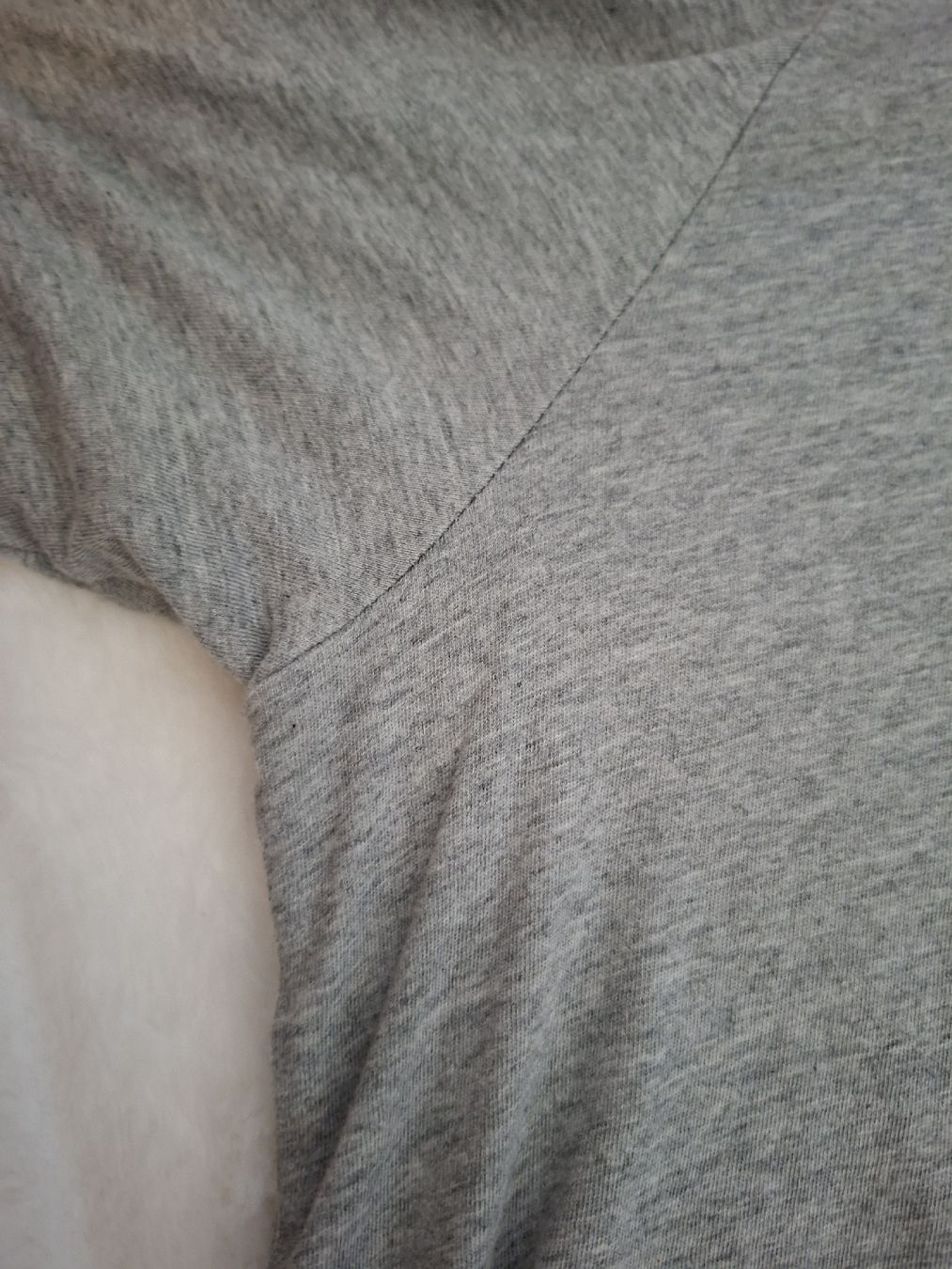 Nike T-Shirts: T-shirt Nike gris, Taille L, – Gebraucht aus Renens VD von ser_j2fn 3