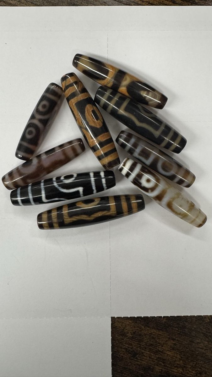 Perle (finte): Dzi beads – Usato da Bern venduto da Cytyttny