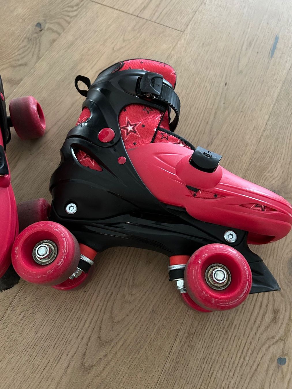 Pattini in linea & Pattini a rotelle: Rollschuhe Mädchen Grösse 34-37 – Usato da Fehraltorf venduto da sagi30 1