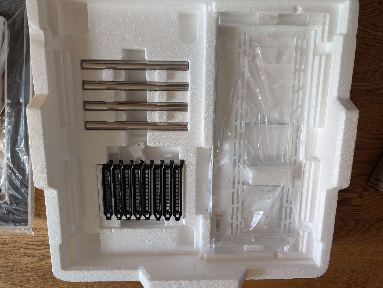 Thermaltake Boîtiers: Thermaltake Core P3 T6 Pro Computer Case Snow Edition – Neuf (Voir description) à Matten b. Interl par jan_2qdb 1