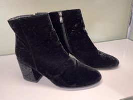 Schwarze Samt Stiefeletten, Alma en Pena, Gr. 38 Top!