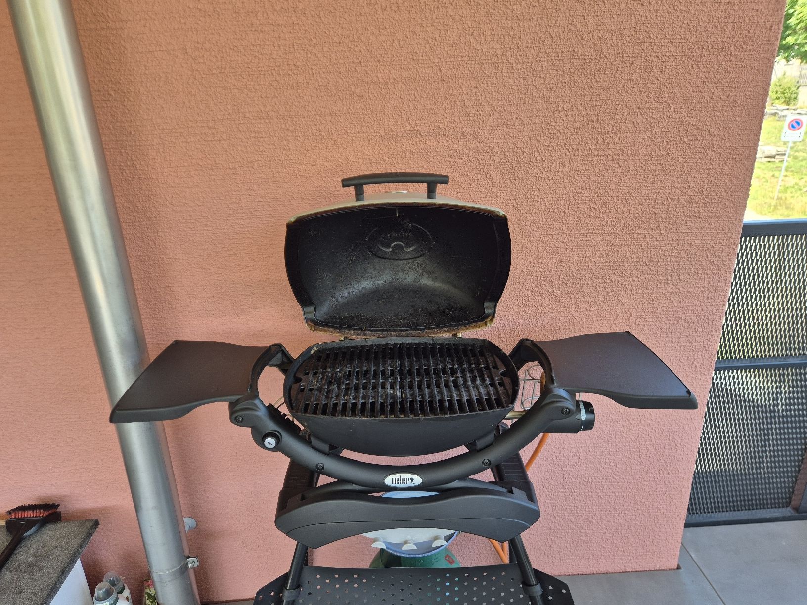 Griglie: Weber Grill Q220 – Usato da Winterthur venduto da Arcticwolf55 6
