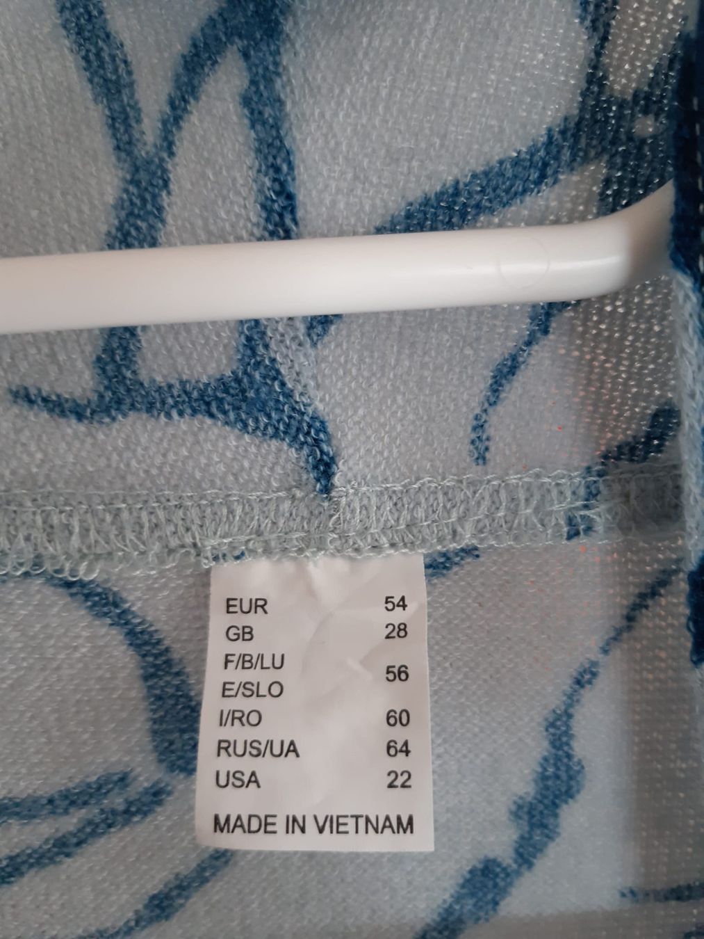 Top: Schönes Oberteil Gr. 54 NEU – Nuovo (secondo la descrizione) da Bütschwil venduto da Taranabo 3