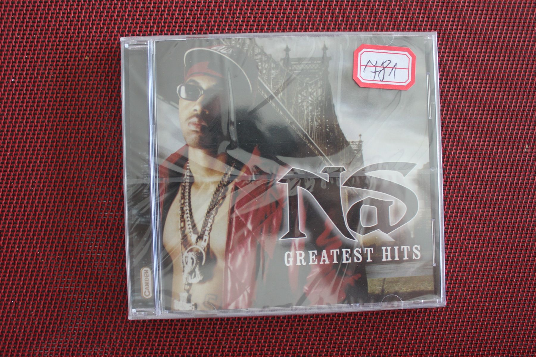 CDs: NAS "GREATEST HITS" CD NEUWARE (781) – Neuf avec emballage d'origine à Geroldswil par CD-Verkauf-2022