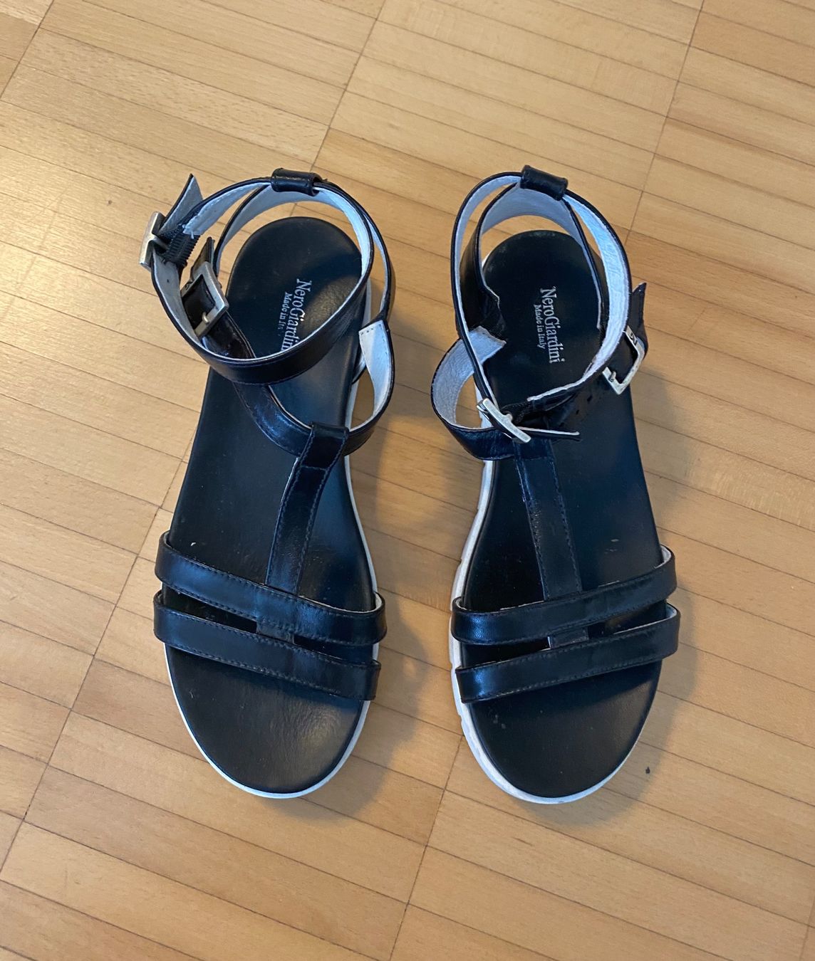 Scarpe da donna: Nero Giardini Sandalen Damen Gr. 36 – Nuovo (secondo la descrizione) da Frauenfeld venduto da LIL_NA 2