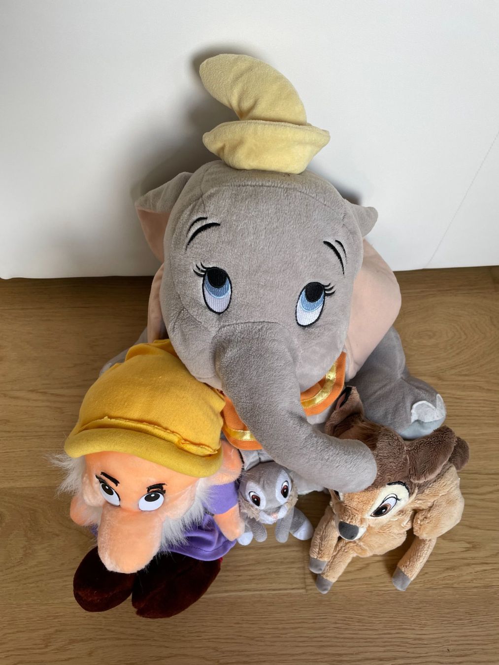 Disney Giocattoli: 4er Disney Plüsch Set – Usato da Zürich venduto da TTLM 3