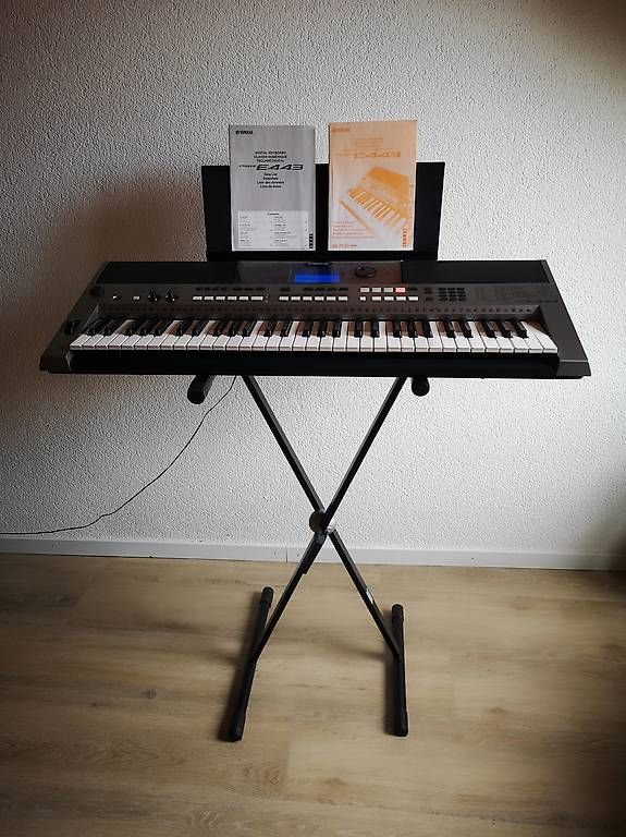 Strumenti musicali: Clavier numérique yamaha E 443 comme neuf  – Nuovo e nell'imballaggio originale da Lausanne venduto da rez_csn7
