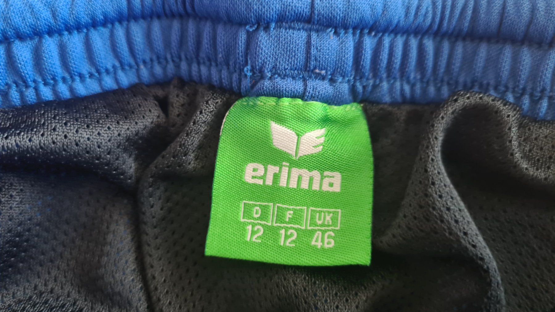 Erima Pantaloni: erima Sporthose Grösse 12 – Usato da Zürich venduto da Agios 2