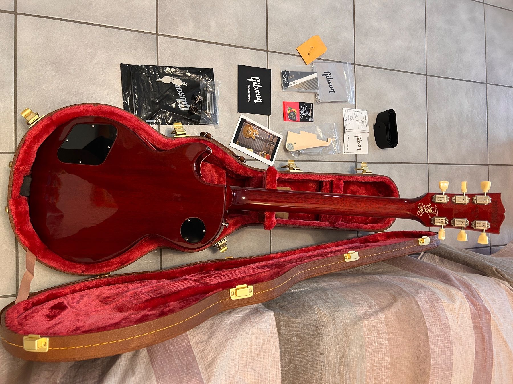 Gibson Instruments de musique: Gibson Les Paul Standard Slash appetite sb – D'occasion à Giubiasco par ste_2qln 1