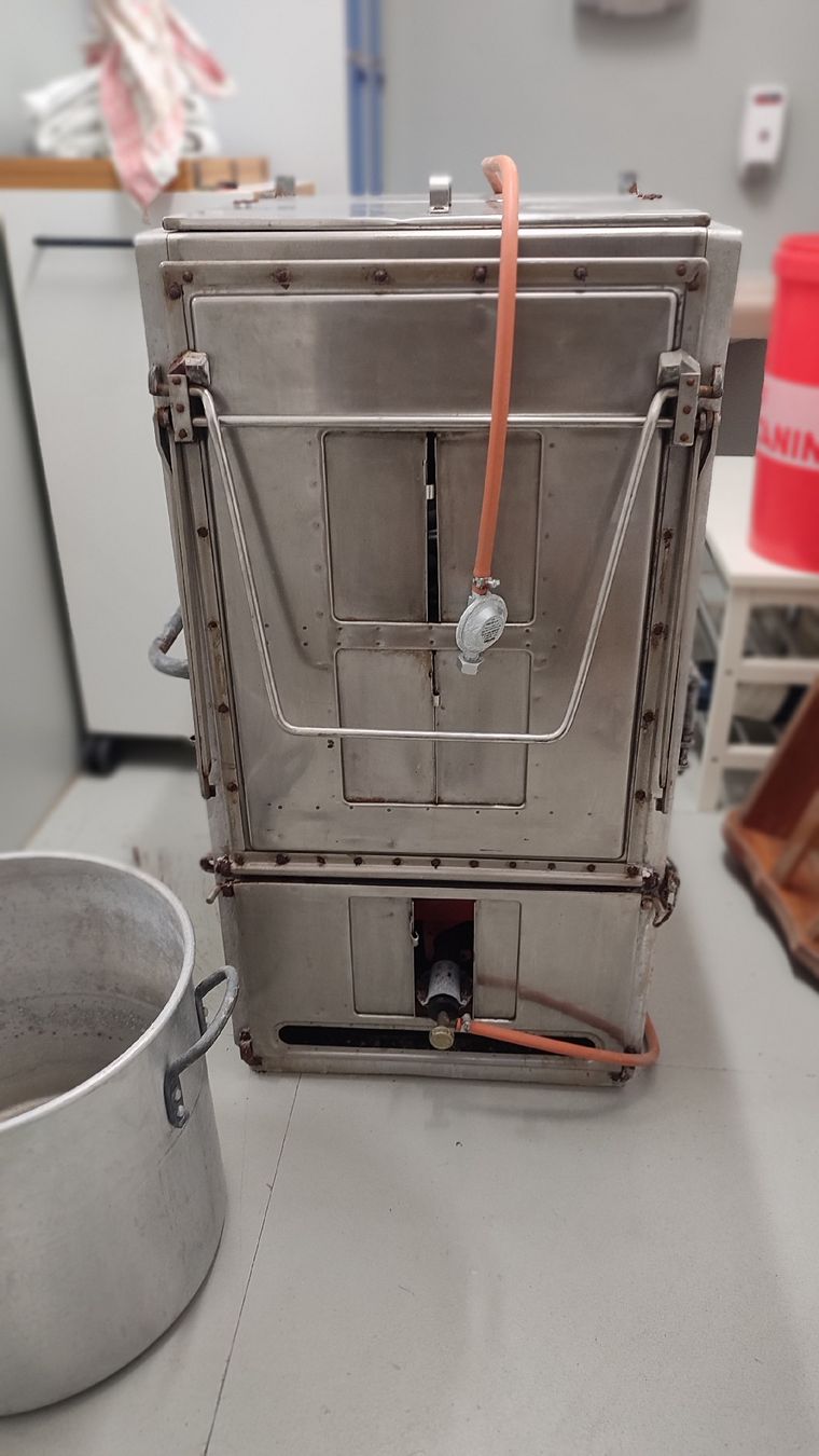 Elettrodomestici da cucina: Feldküche – Usato da Elgg venduto da schneckenkoenig 1